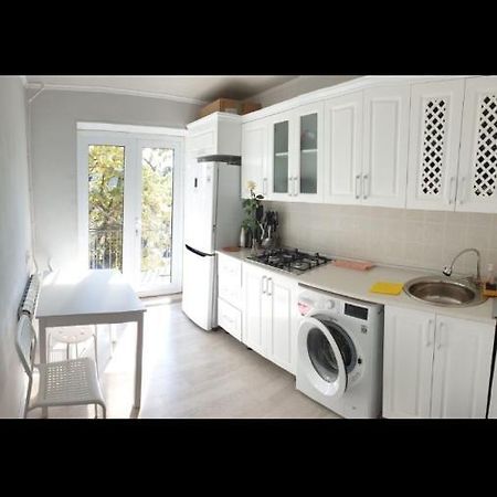 Flat in the center of the city Tashkent Luaran gambar